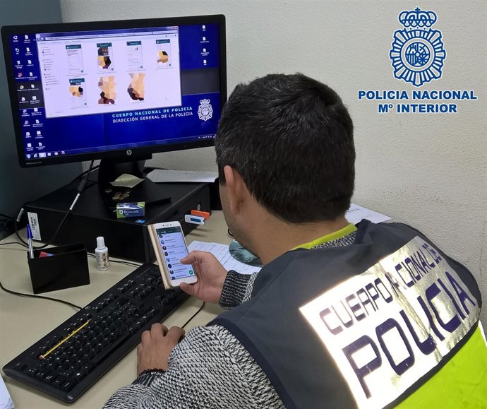 Detenidos Tres Jóvnes Por Distribuir Pornografía Infantil A Través De Las Redes 