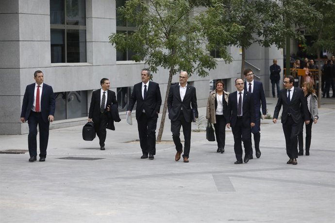 Rull, Forn, Romeva, Turull i Santi Vila arriben a l'Audiència Nacional