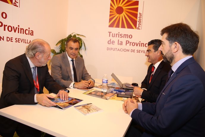 Reunión de trabajo de la Diputación de Sevilla en Fitur