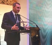 César Sánchez pide a Puig que no cometa el "error histórico" de aprobar una ley sobre lenguas sin el PPCV