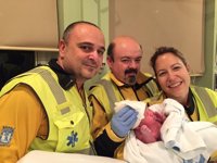 Una mujer de Carabanchel da a luz durante el trayecto en ambulancia al Hospital 12 de Octubre