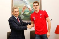 El Celta renueva a Iván Villar y le cede al Levante hasta final de temporada