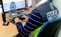 Detenido acusado de simular la compra de dos ordenadores por 1.720 euros en Granada y no pagar un hotel en Almería