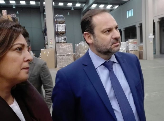 José Luis Ábalos amb l'alcaldessa de Còrdova, Isabel Ambrosio