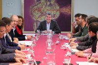 Gobierno canario, empresarios y sindicatos suscriben un acuerdo de concertación social para hacer realidad lo firmado