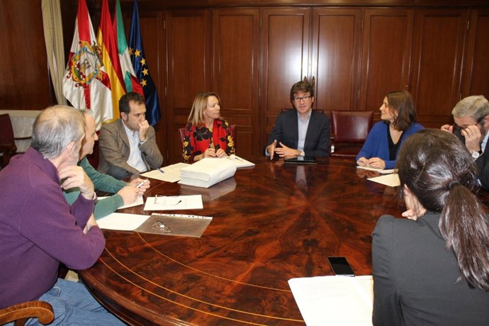 Reunión de asociación 3 de marzo con representantes institucionales