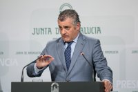 La Junta replica a Rajoy sobre la brecha salarial: "Nosotros sí nos metemos en eso"