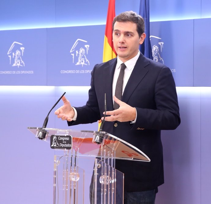 Albert Rivera, ofrece una rueda de prensa en el Congreso de los Diputados