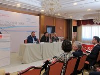 Vara cree que el "desafío" de la política actual es crear un "pacto común" en España en cuanto a las energías renovables