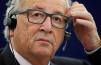 Juncker pide preservar y mejorar una UE que se fundó para impedir "horrores" como el Holocausto