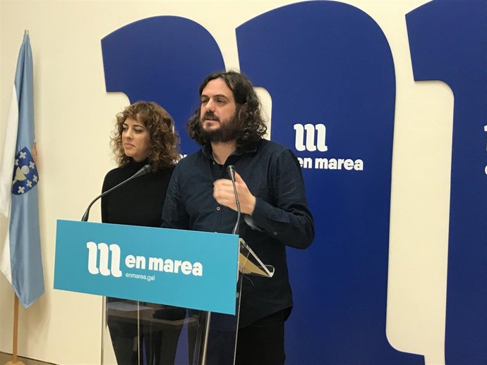 Antón Sánchez y Alexandra Fernández en rueda de prensa