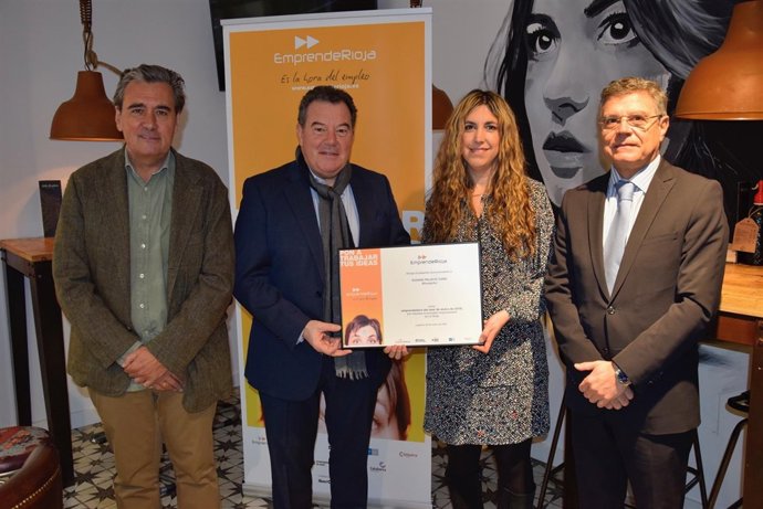 EmprendeRioja entrega diploma a Susana Palacio