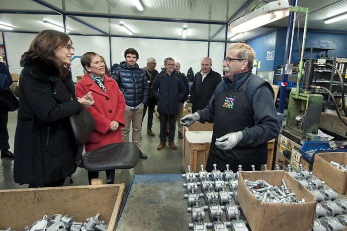 Barkos en su visita a AMIMET.