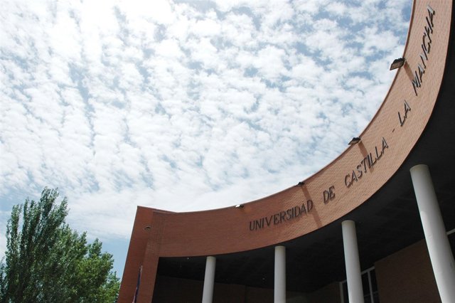 Universidad De Castilla-La Mancha