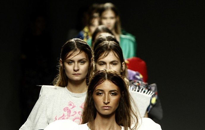 Desfile Beatriz Peñálver 2014
