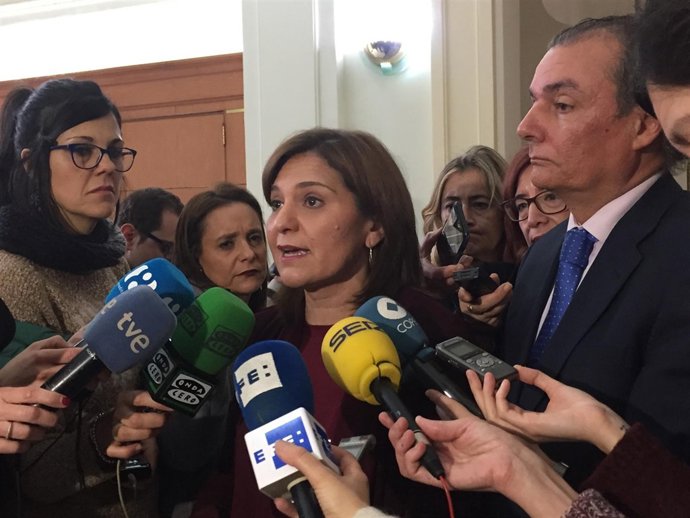 Bonig y Salvador Navarro atienden a los medios de comunicación