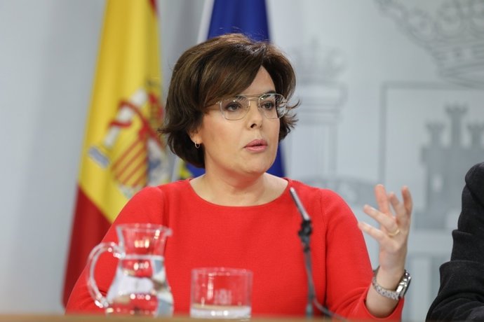 Rueda de prensa de Santamaría tras el Consejo de Ministros