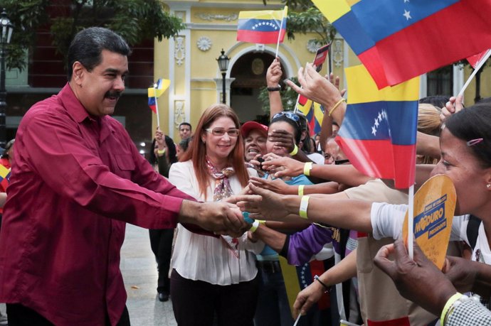 El presidente venezolano, Nicolás Maduro, y su mujer, Cilia Flores