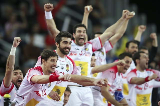 Los 'Hispanos' apean (23-27) a la temible Francia