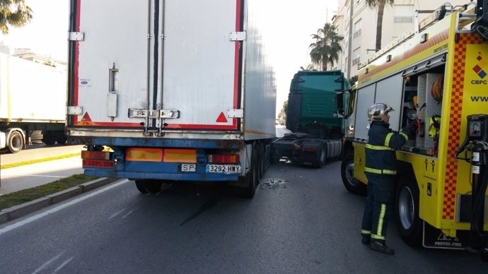 Accidente de un camión en Cádiz
