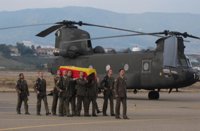 La madre del cabo Soria: "Maduro estornuda y se llama a consultas al embajador, pero a Israel se le tiene miedo"