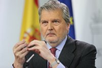 Méndez de Vigo pide perdón por las cargas del 1-O, pero destaca que no hubo heridos salvo uno que "perdió un ojo"