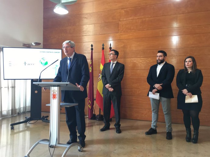 Presentación de actos con motivo del Día Mundial contra el Cáncer en Murcia