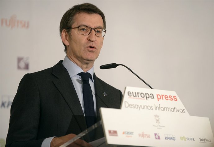 Fwd: Selecció D'Imatges De l'Esmorzar Informatiu Amb Alberto Núñez Feijóo, Pr
