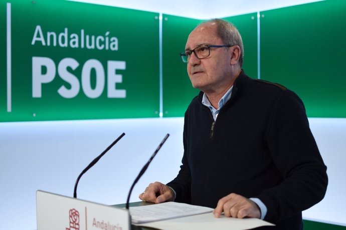 El secretario de Organización del PSOE-A, Juan Cornejo