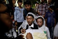 Un anteproyecto de ley en el Parlamento de Indonesia quiere prohibir el sexo fuera del matrimonio