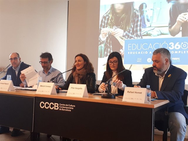 La Diputació de Barcelona impulsa una aliança per teixir xarxes d'activitats educatives C.Barba, I.Palacín, M.Conesa, P.Gargallo i R.Homet, en Educació360