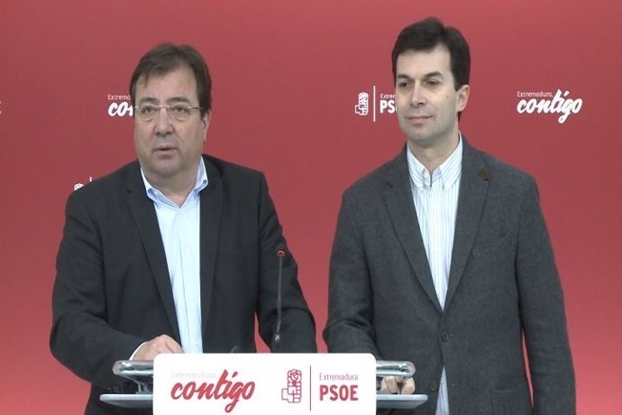 Fernández Vara y Gonzalo Caballero en rueda de prensa