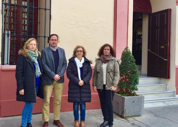 Miembros del Grupo Municipal del PP de Alcalá de Guadaíra