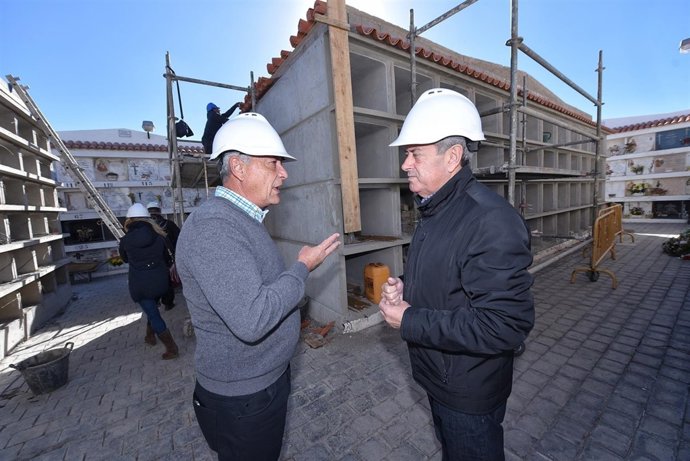 Nota De Prensa Y Fotografías: Fasnia Y Vilaflor: Obrascementerio