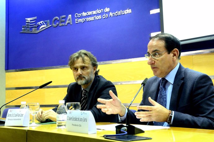 José Fiscal y Javier González de Lara.