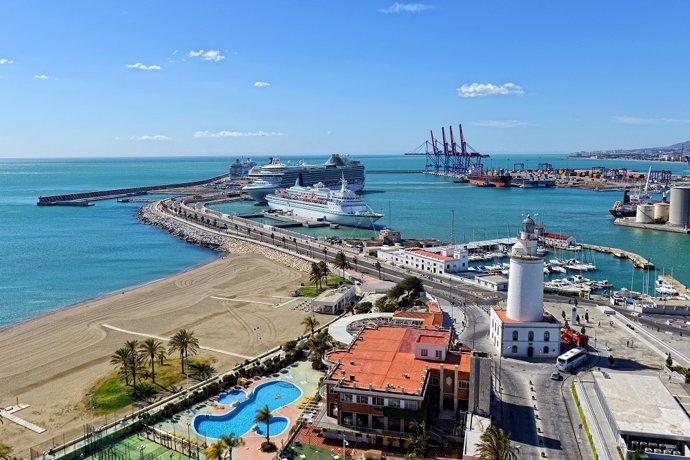 Crucero, cruceristas, puerto, Málaga 