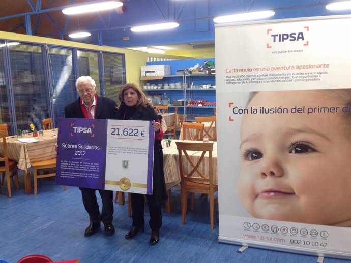 TIPSA destina 21.622 euros recaudados en su campaña de sobres solidarios de Navi