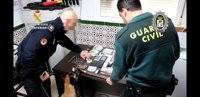 Ocho detenidos, entre ellos un menor, tras desarticular varios puntos de venta de droga en La Palma del Condado