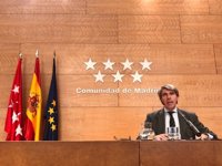 Garrido cree que la oposición con la comparecencia de Cifuentes consigue "la foto" que buscaban para "dañar su imagen"