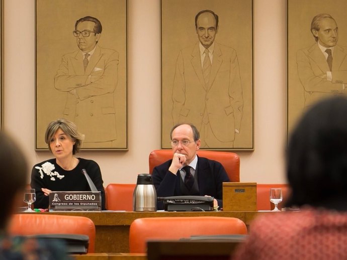 La ministra Tejerina en el Congreso