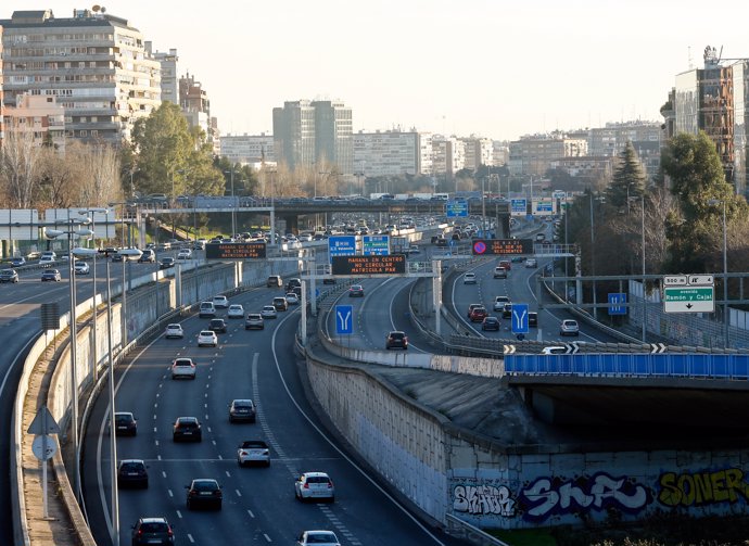 Tráfico, Madrid, cortes de tráfico por contaminación, coche, coches, vehículo