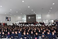 Los alumnos del Colegio CEU San Pablo Sevilla celebran el Día de la Paz