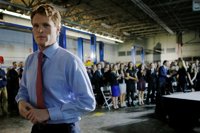 El congresista demócrata Joe Kennedy III critica el "caótico" primer año del mandato de Trump