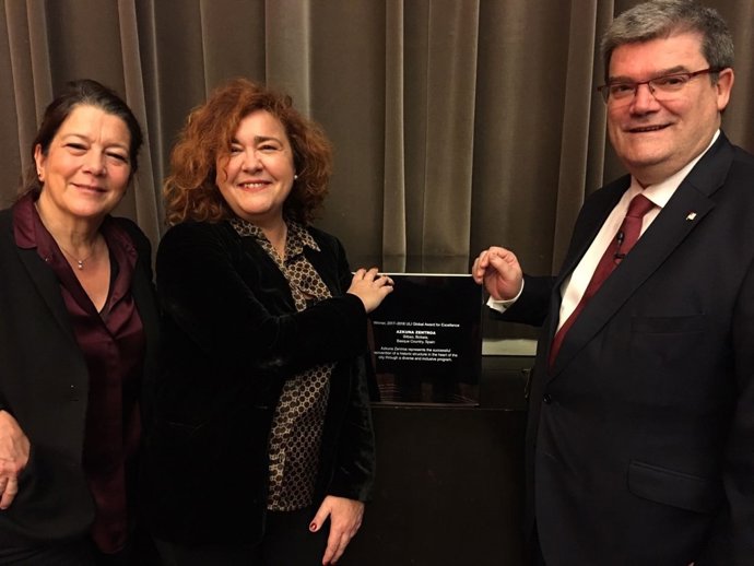 El alcalde de Bilbao recoge en premio ULI en Berlín