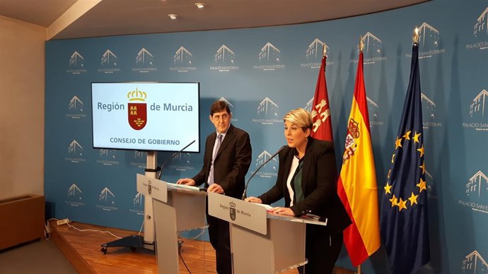 La portavoz del Gobierno regional, Noelia Arroyo, en la rueda de prensa