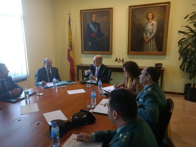 Imagen de la reunión en Delegación de Gobierno.