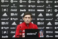 Marcelino: "El Barça es el rival más difícil pero no vamos a dar esto por perdido"