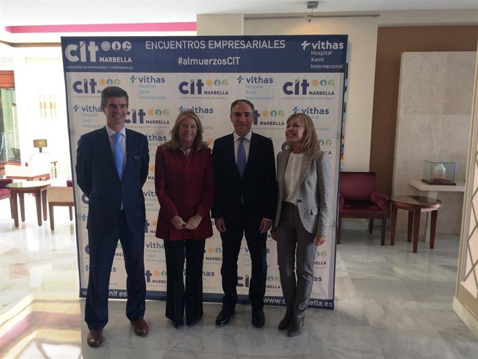 Bendodo y çAngeles Muñoz en un encuentro organizado por CIT Marbella 