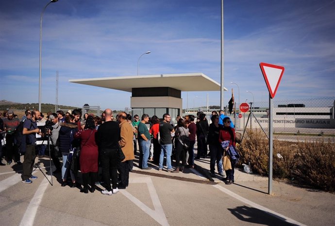 Concentración frente a la Cárcel de Archidona