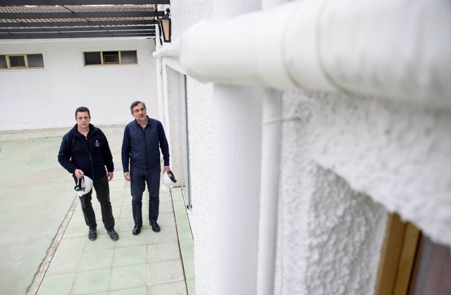 Ángel Escobar ha visitado las obras en la Unidad de Levante de la Residencia.